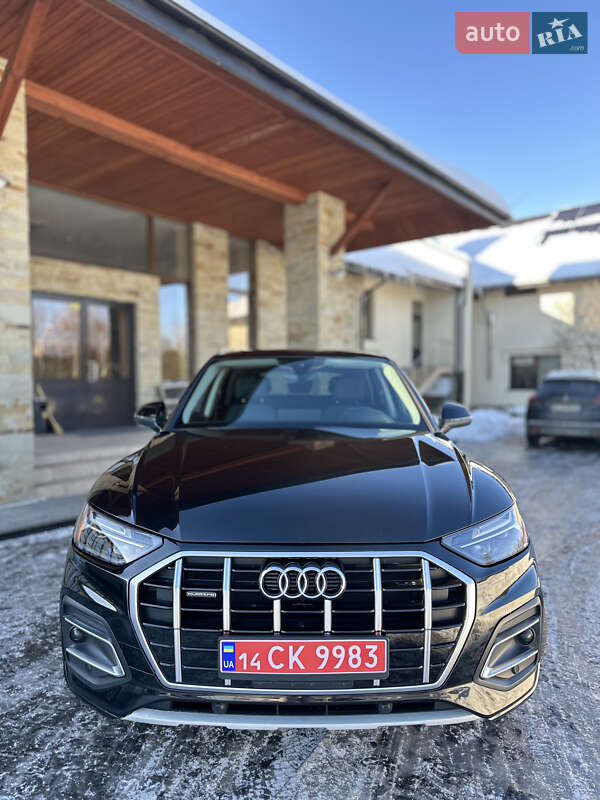 Внедорожник / Кроссовер Audi Q5 2021 в Львове