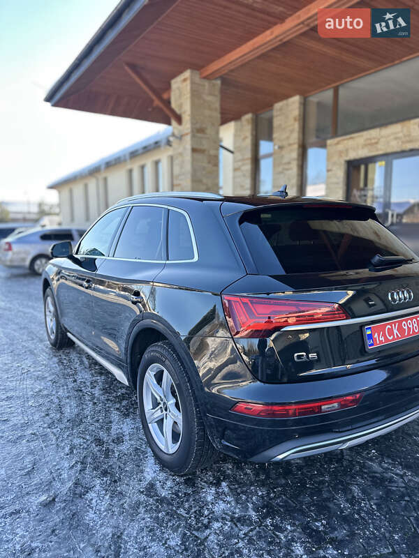 Внедорожник / Кроссовер Audi Q5 2021 в Львове
