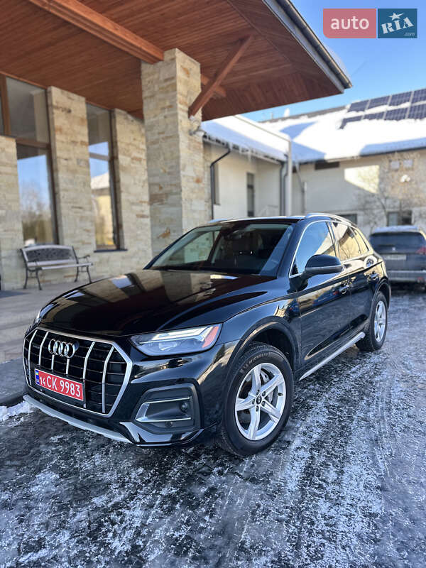 Внедорожник / Кроссовер Audi Q5 2021 в Львове