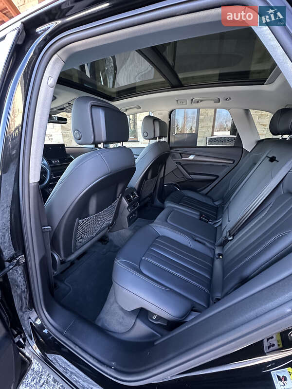 Внедорожник / Кроссовер Audi Q5 2021 в Львове