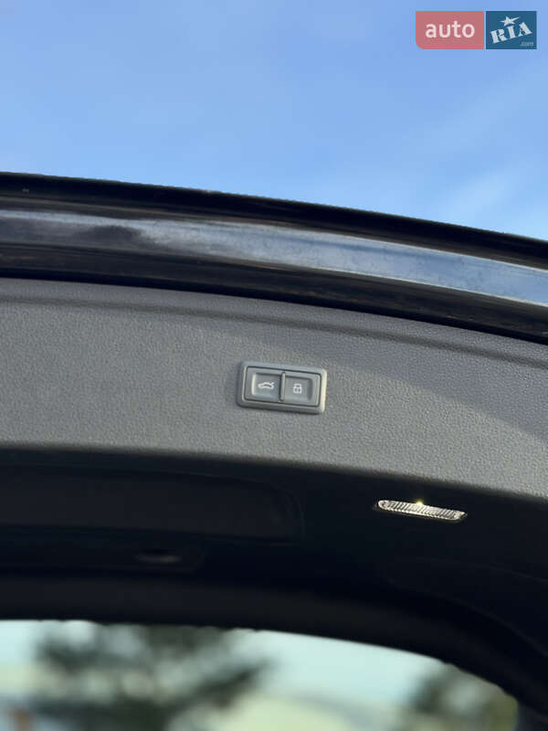 Внедорожник / Кроссовер Audi Q5 2018 в Самборе