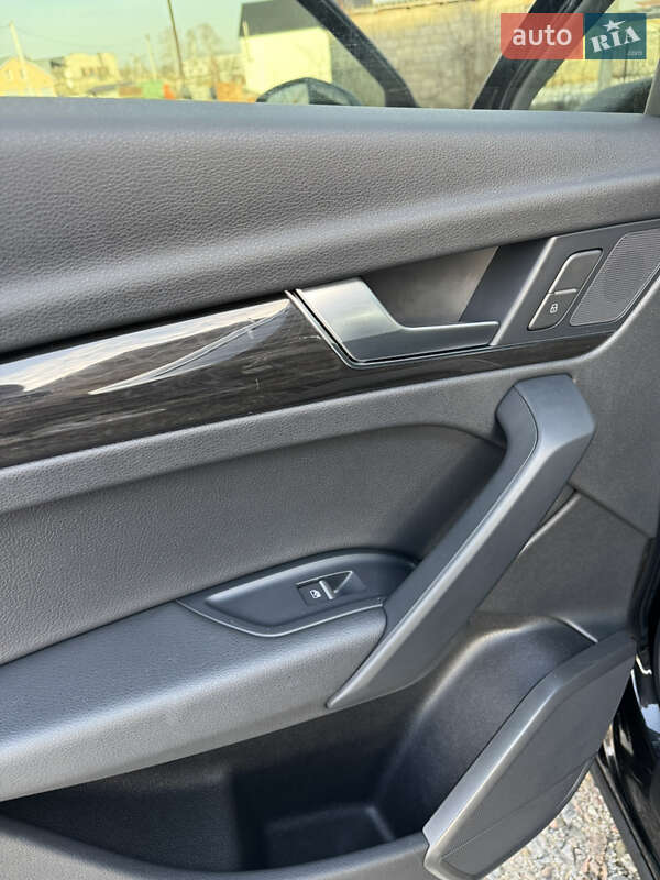 Внедорожник / Кроссовер Audi Q5 2018 в Самборе