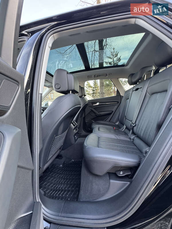 Внедорожник / Кроссовер Audi Q5 2018 в Самборе