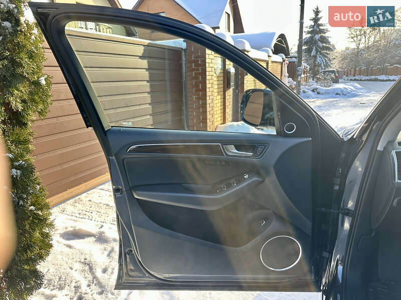 Внедорожник / Кроссовер Audi Q5 2016 в Киеве