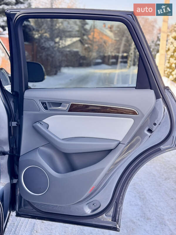 Внедорожник / Кроссовер Audi Q5 2013 в Киеве