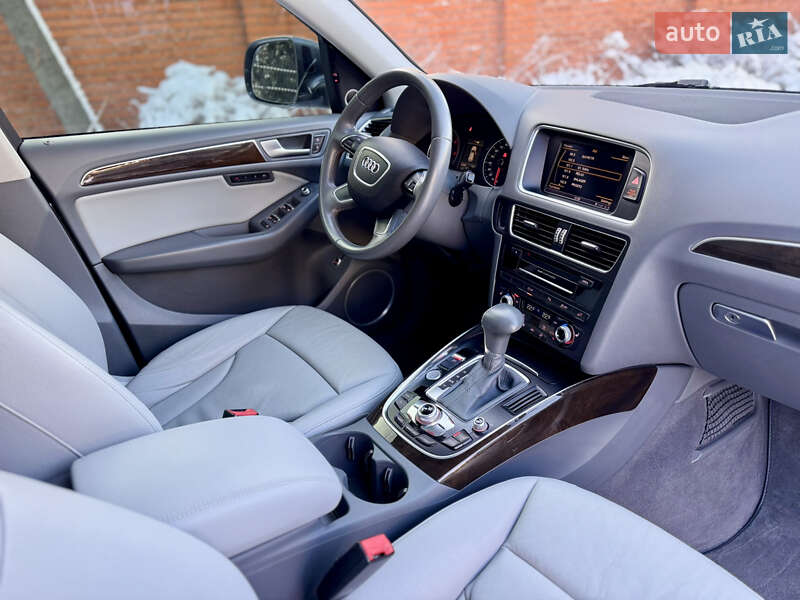 Внедорожник / Кроссовер Audi Q5 2013 в Киеве