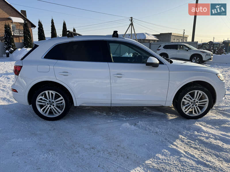Внедорожник / Кроссовер Audi Q5 2018 в Луцке