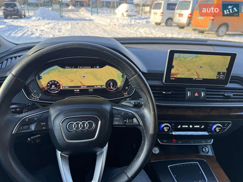 Внедорожник / Кроссовер Audi Q5 2018 в Луцке
