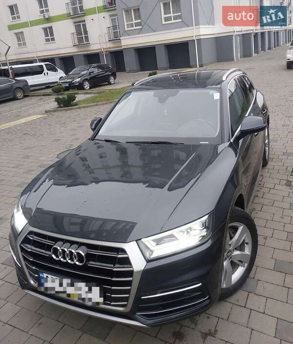 Внедорожник / Кроссовер Audi Q5 2018 в Ивано-Франковске