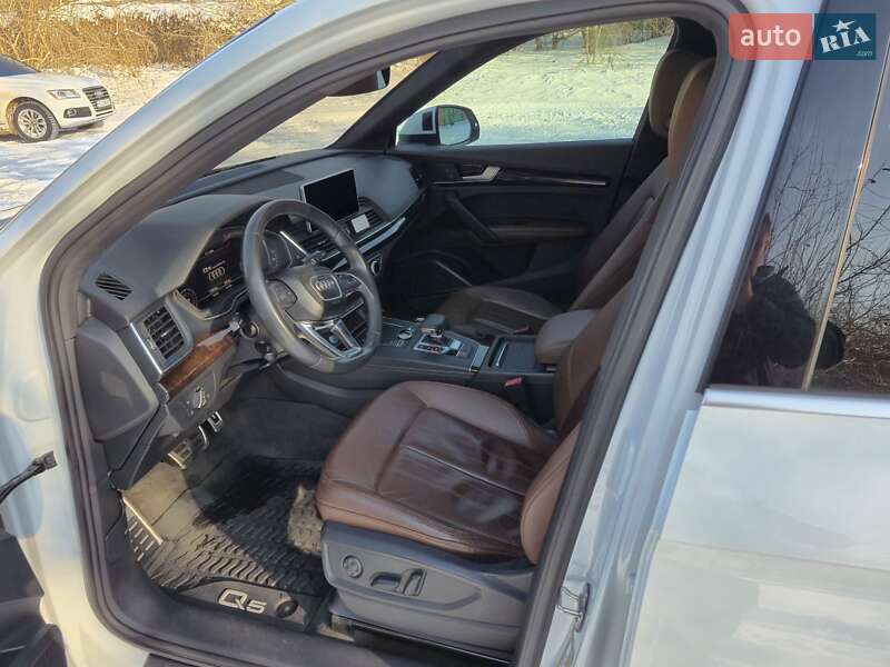 Внедорожник / Кроссовер Audi Q5 2019 в Запорожье