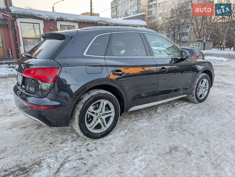 Позашляховик / Кросовер Audi Q5 2017 в Львові фото 5 Позашляховик / Кросовер Audi Q5 2017 в Львові