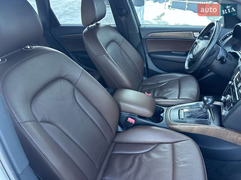 Внедорожник / Кроссовер Audi Q5 2013 в Тернополе