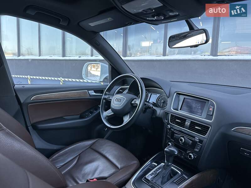 Внедорожник / Кроссовер Audi Q5 2013 в Тернополе