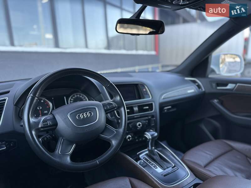 Внедорожник / Кроссовер Audi Q5 2013 в Тернополе