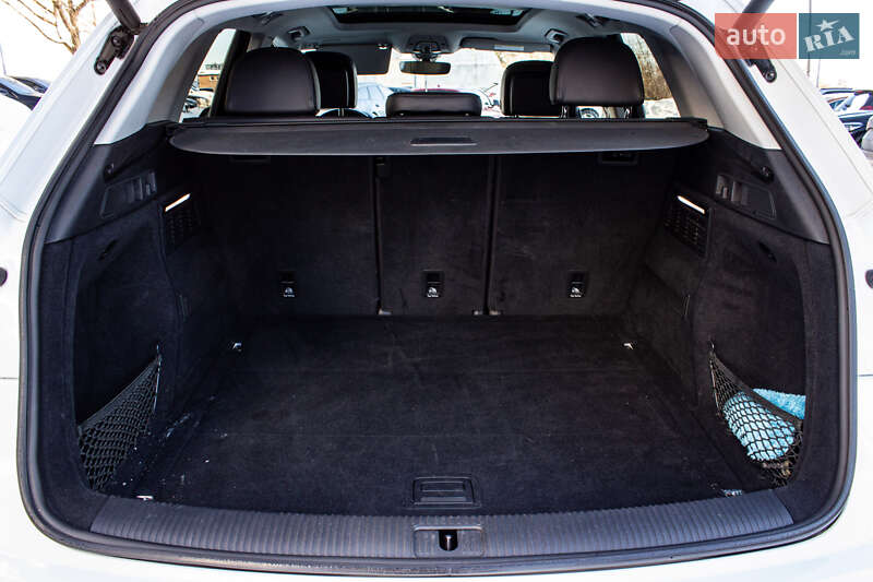 Внедорожник / Кроссовер Audi Q5 2018 в Львове