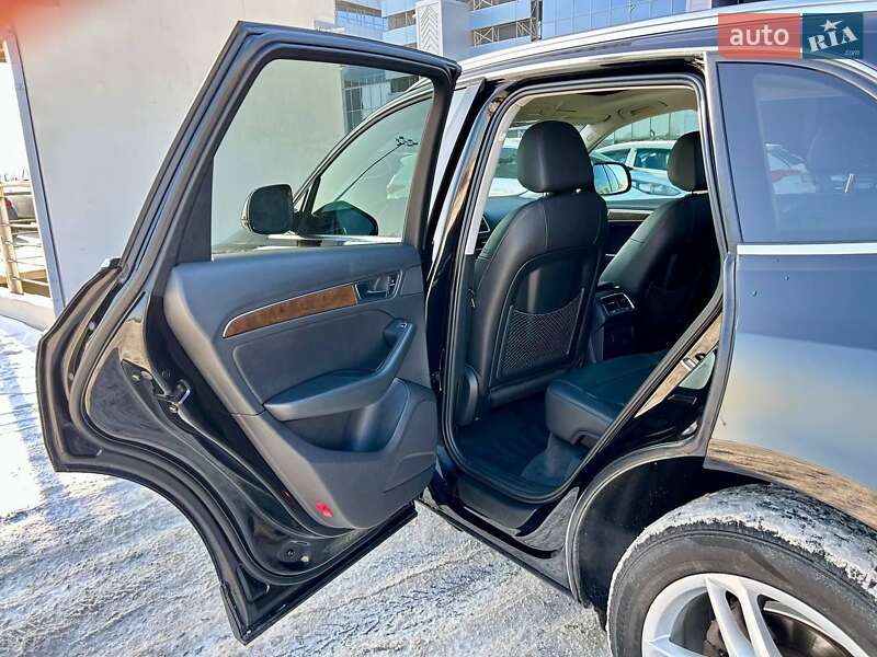 Внедорожник / Кроссовер Audi Q5 2015 в Киеве