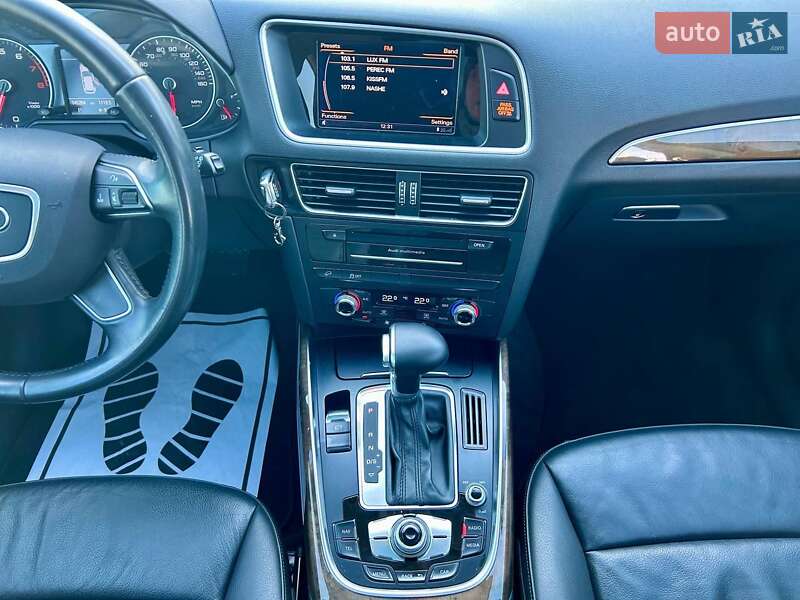 Внедорожник / Кроссовер Audi Q5 2015 в Киеве