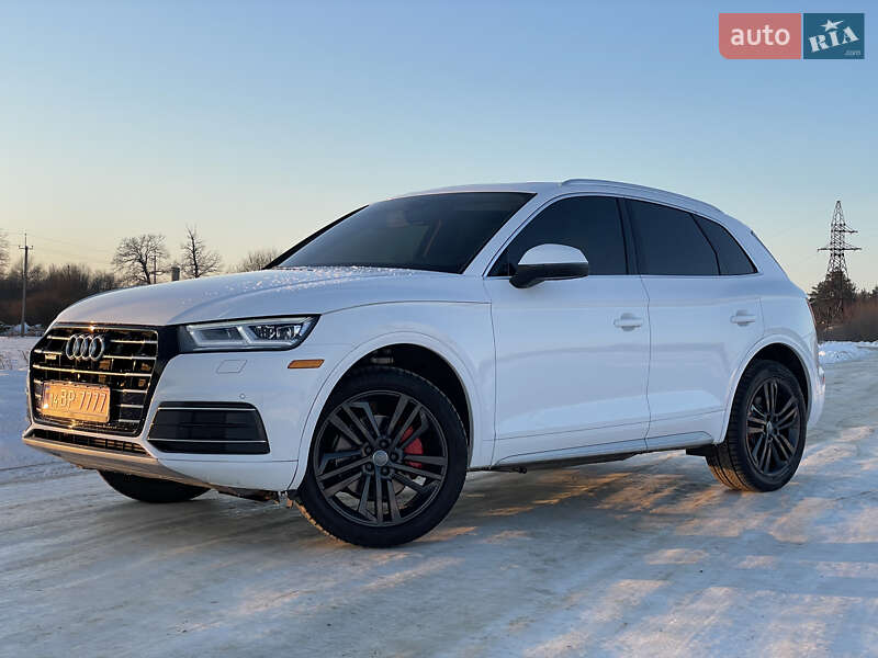 Позашляховик / Кросовер Audi Q5 2018 в Львові