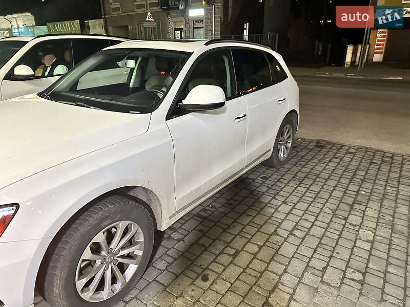 Внедорожник / Кроссовер Audi Q5 2015 в Стрые