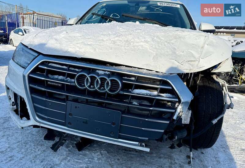 Внедорожник / Кроссовер Audi Q5 2017 в Киеве