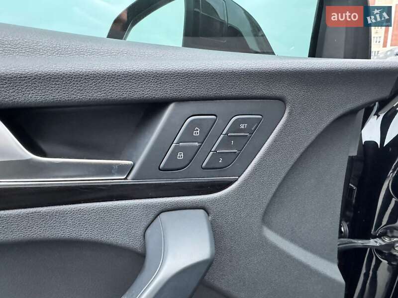 Внедорожник / Кроссовер Audi Q5 2017 в Киеве фото 16 Внедорожник / Кроссовер Audi Q5 2017 в Киеве