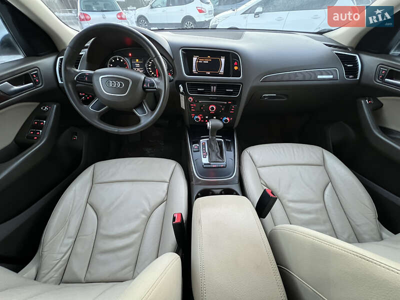 Позашляховик / Кросовер Audi Q5 2013 в Івано-Франківську