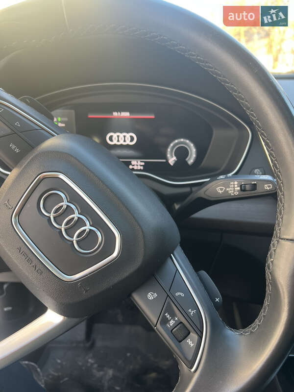 Позашляховик / Кросовер Audi Q5 2021 в Львові