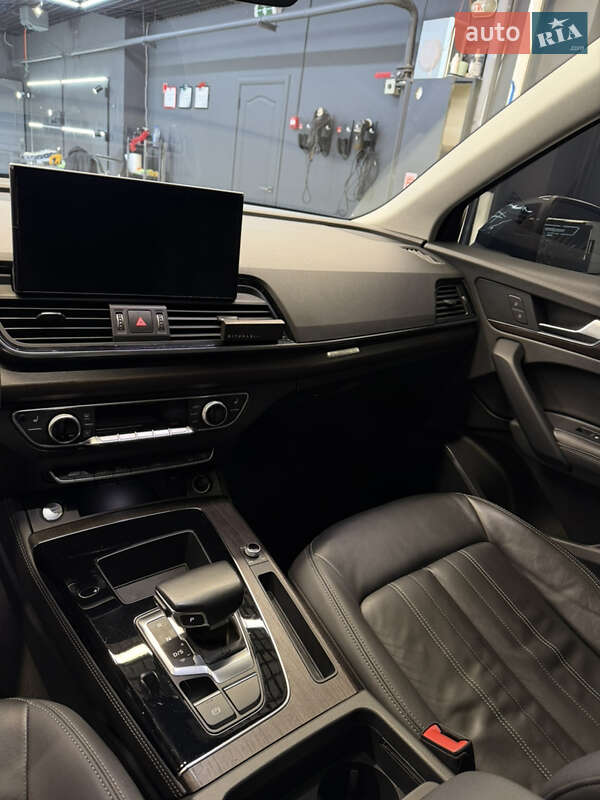 Внедорожник / Кроссовер Audi Q5 2021 в Киеве фото 25 Внедорожник / Кроссовер Audi Q5 2021 в Киеве