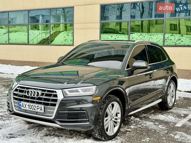 Внедорожник / Кроссовер Audi Q5 2017 в Харькове
