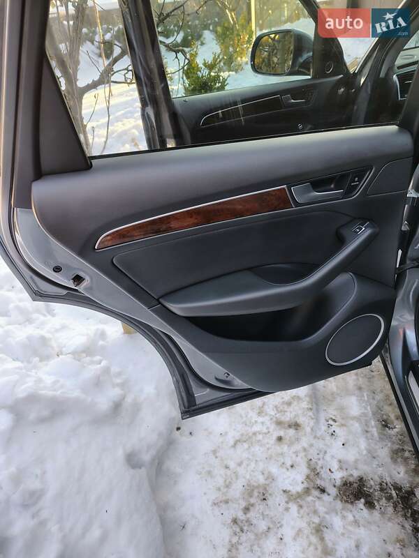 Внедорожник / Кроссовер Audi Q5 2015 в Ивано-Франковске