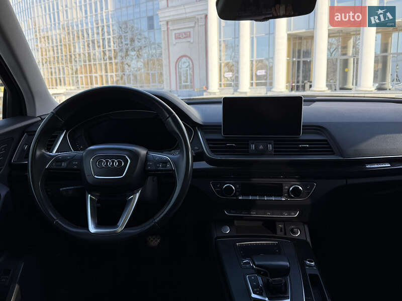 Внедорожник / Кроссовер Audi Q5 2020 в Одессе фото 33 Внедорожник / Кроссовер Audi Q5 2020 в Одессе