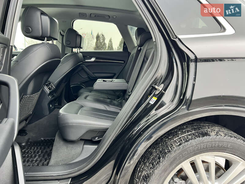 Внедорожник / Кроссовер Audi Q5 2018 в Киеве фото 45 Внедорожник / Кроссовер Audi Q5 2018 в Киеве
