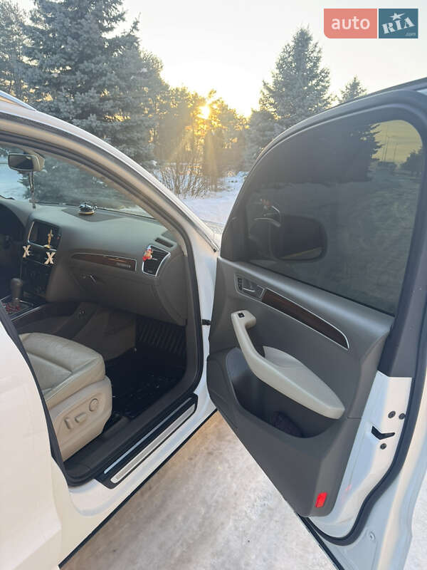 Внедорожник / Кроссовер Audi Q5 2011 в Львове фото 19 Внедорожник / Кроссовер Audi Q5 2011 в Львове