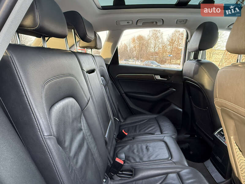 Внедорожник / Кроссовер Audi Q5 2014 в Ровно