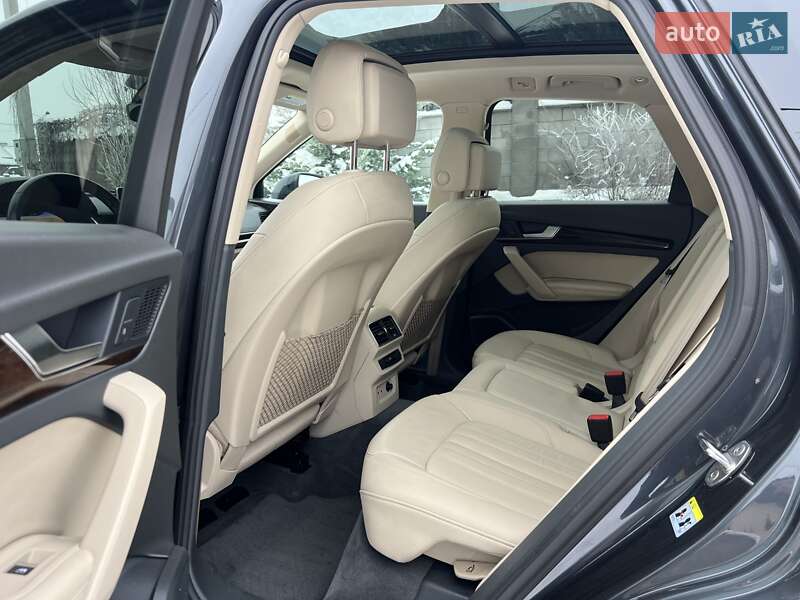 Внедорожник / Кроссовер Audi Q5 2019 в Ровно фото 18 Внедорожник / Кроссовер Audi Q5 2019 в Ровно
