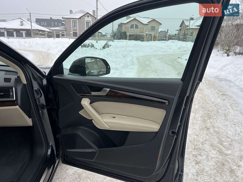 Внедорожник / Кроссовер Audi Q5 2019 в Ровно фото 57 Внедорожник / Кроссовер Audi Q5 2019 в Ровно