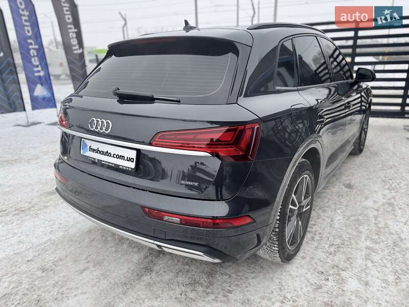 Позашляховик / Кросовер Audi Q5 2021 в Рівному