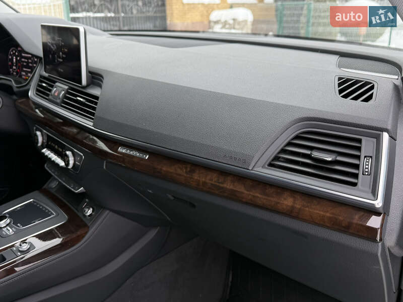 Внедорожник / Кроссовер Audi Q5 2019 в Ровно фото 58 Внедорожник / Кроссовер Audi Q5 2019 в Ровно