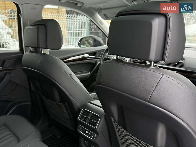 Внедорожник / Кроссовер Audi Q5 2019 в Ровно фото 73 Внедорожник / Кроссовер Audi Q5 2019 в Ровно