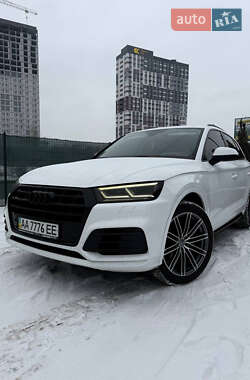 Позашляховик / Кросовер Audi Q5 2017 в Києві