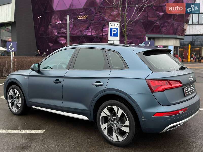 Внедорожник / Кроссовер Audi Q5 2018 в Киеве фото 5 Внедорожник / Кроссовер Audi Q5 2018 в Киеве