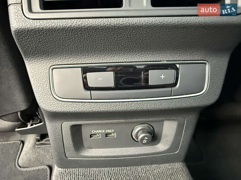 Внедорожник / Кроссовер Audi Q5 2023 в Стрые