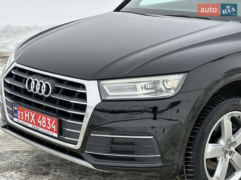 Внедорожник / Кроссовер Audi Q5 2018 в Радивилове