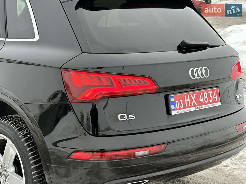 Внедорожник / Кроссовер Audi Q5 2018 в Радивилове