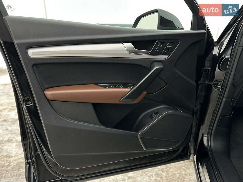 Внедорожник / Кроссовер Audi Q5 2018 в Радивилове