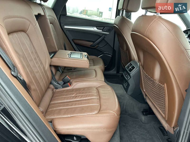 Внедорожник / Кроссовер Audi Q5 2018 в Радивилове