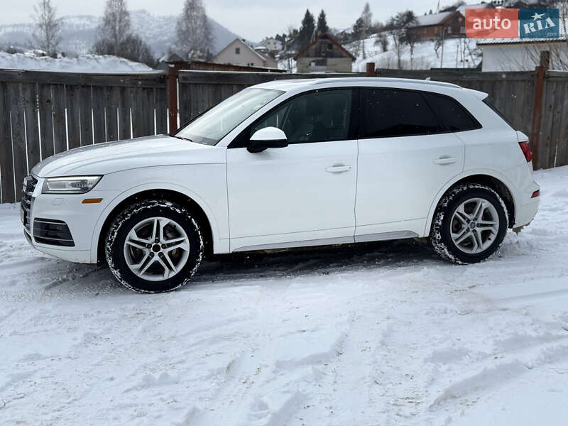 Внедорожник / Кроссовер Audi Q5 2018 в Львове фото 11 Внедорожник / Кроссовер Audi Q5 2018 в Львове