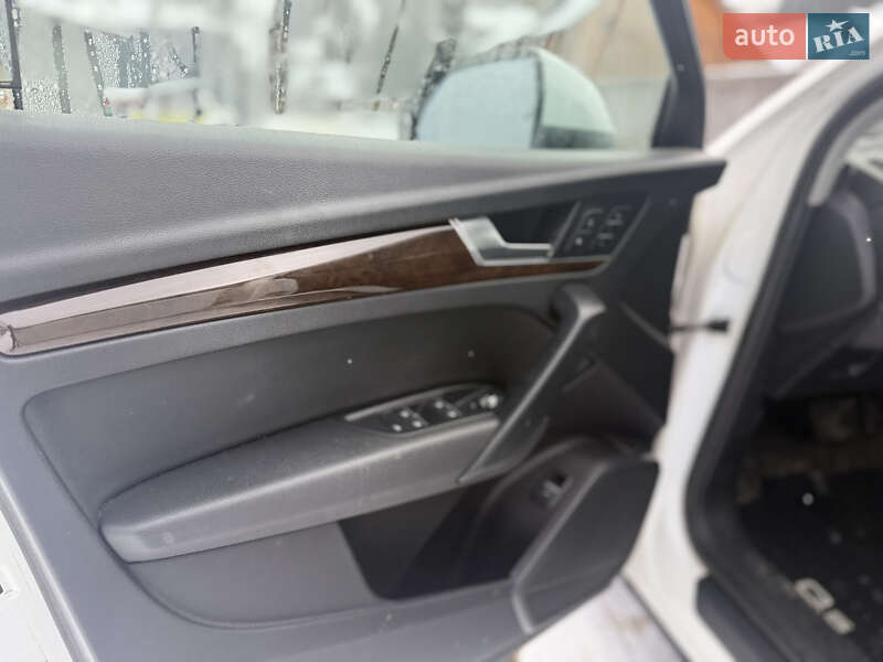 Внедорожник / Кроссовер Audi Q5 2018 в Львове фото 22 Внедорожник / Кроссовер Audi Q5 2018 в Львове