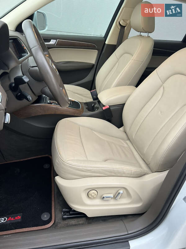 Внедорожник / Кроссовер Audi Q5 2013 в Киеве