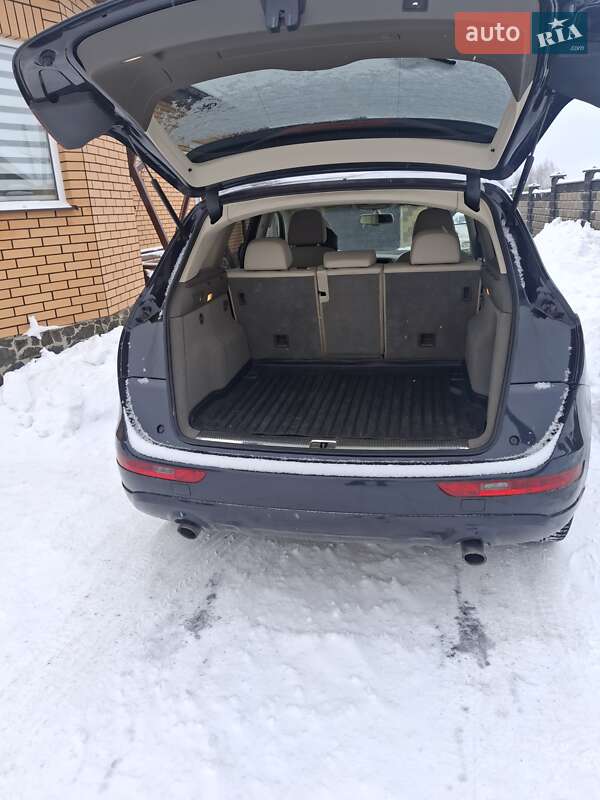 Внедорожник / Кроссовер Audi Q5 2011 в Владимирце